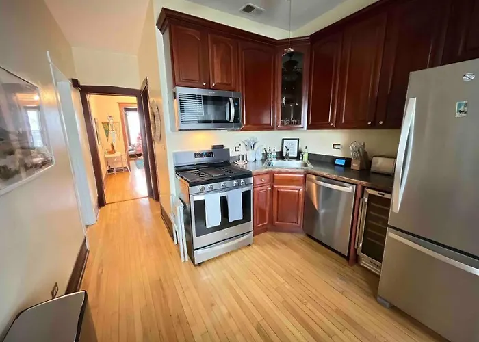 Irving Park Updated Vintage Unit 2-flat * Chicago