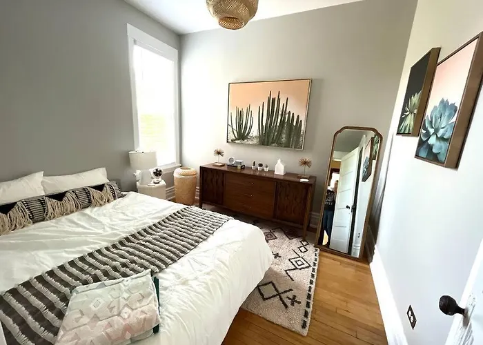 Irving Park Updated Vintage Unit 2-flat Chicago